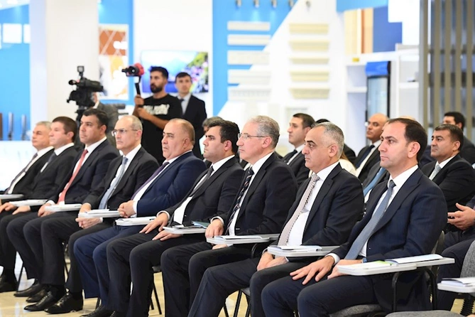 Naxçıvanda iqlim dəyişikliyi ilə mübarizəyə həsr olunan növbəti konfrans keçirilib — FOTOLAR Naxçıvanda iqlim dəyişikliyi ilə mübarizəyə həsr olunan növbəti konfrans keçirilib — FOTOLAR