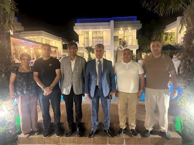 Buzovnada hotel tipli kotteclərin açılış mərasimi keçirilib — FOTOLAR Buzovnada hotel tipli kotteclərin açılış mərasimi keçirilib — FOTOLAR
