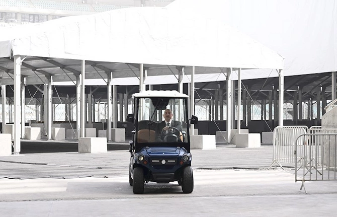 İlham Əliyev Bakı Olimpiya Stadionunda — FOTOLAR İlham Əliyev Bakı Olimpiya Stadionunda — FOTOLAR