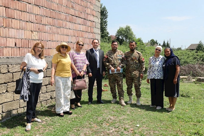 “İnkişafa Doğru” İmkansız Ailələrə Sosial Yardım və Hüquqi Maarifləndirmə İB-dən Astarada veteranlara hüquqi xidmət — FOTOLAR