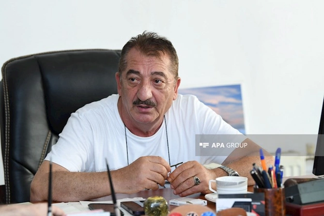 “Qaynı dedi ki, Elçibəyin sənə 20 min dollar borcu var?” — Rüstəm Behrudi ilə MÜSAHİBƏ “Qaynı dedi ki, Elçibəyin sənə 20 min dollar borcu var?” — Rüstəm Behrudi ilə MÜSAHİBƏ