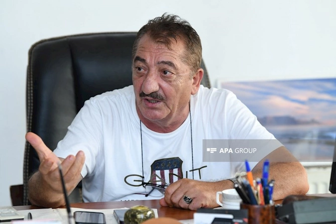 “Qaynı dedi ki, Elçibəyin sənə 20 min dollar borcu var?” — Rüstəm Behrudi ilə MÜSAHİBƏ “Qaynı dedi ki, Elçibəyin sənə 20 min dollar borcu var?” — Rüstəm Behrudi ilə MÜSAHİBƏ