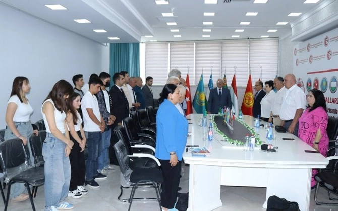 “Azərbaycan-Türkiyə münasibətlərində 15 sentyabrın tarixi-siyasi və ideoloji rolu” adlı tədbir keçirildi — FOTOLAR “Azərbaycan-Türkiyə münasibətlərində 15 sentyabrın tarixi-siyasi və ideoloji rolu” adlı tədbir keçirildi — FOTOLAR