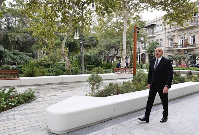 Prezident “Xəqani” bağında — YENİLƏNDİ (FOTOLAR)