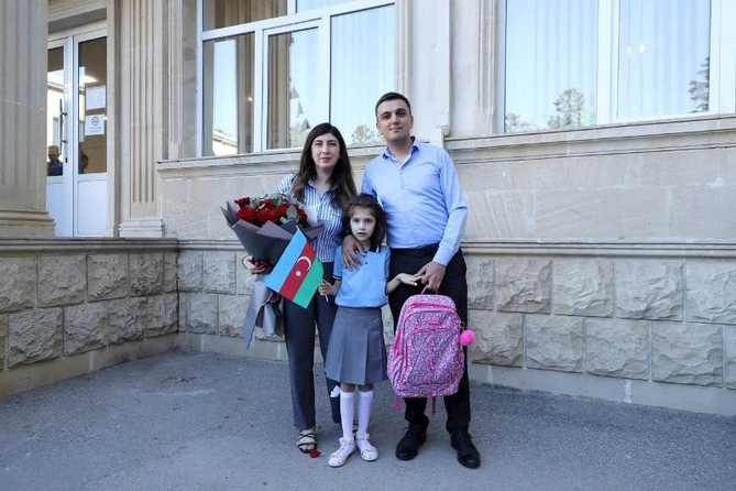 Jurnalist övladları da I sinfə getdilər — FOTOLAR