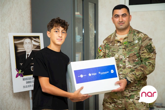 “Nar” YAŞAT Fondu ilə birgə “Bilik Günü” münasibətilə şəhid övladlarını təbrik etdi — FOTOLAR “Nar” YAŞAT Fondu ilə birgə “Bilik Günü” münasibətilə şəhid övladlarını təbrik etdi — FOTOLAR