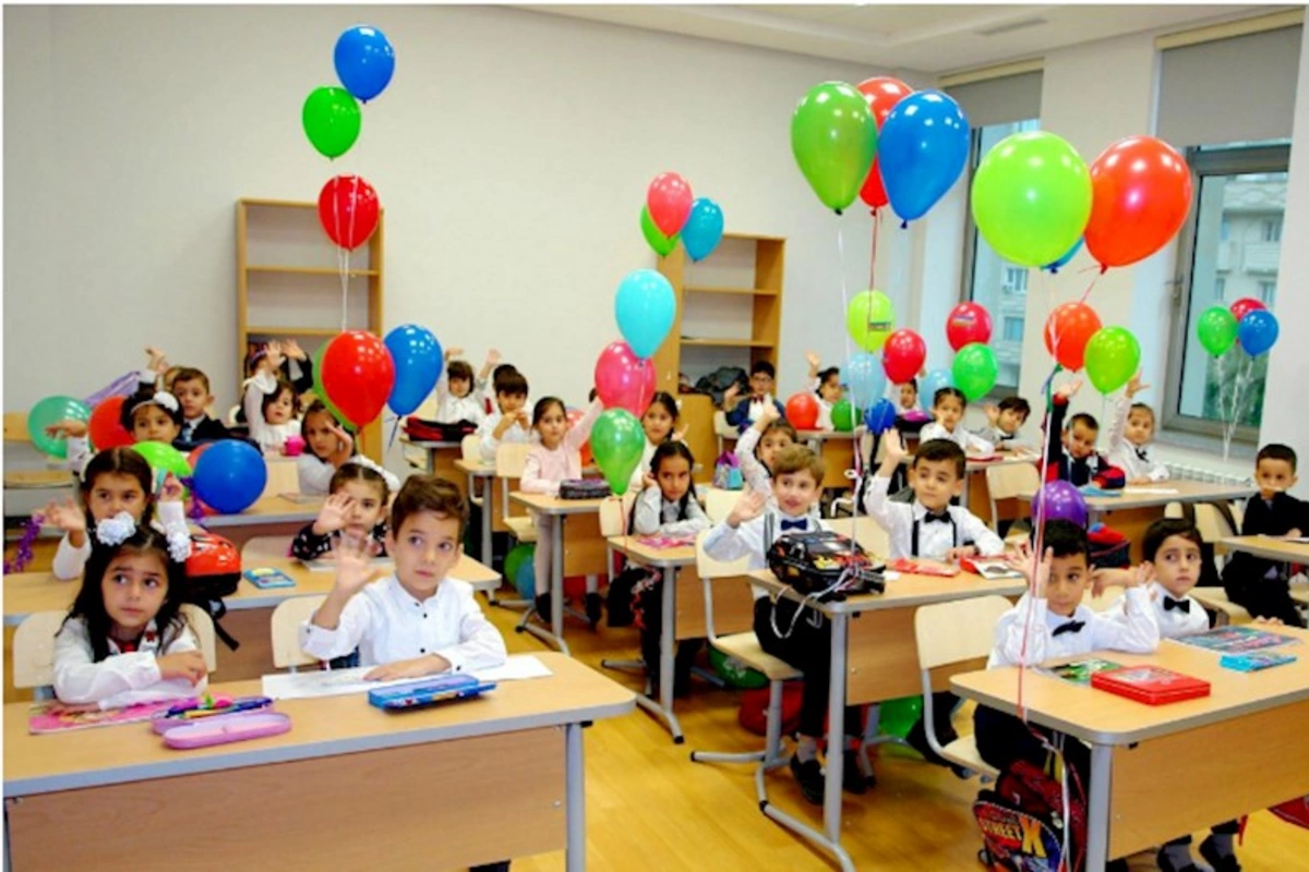 Azərbaycanda ilk dərs GÜNÜDÜR