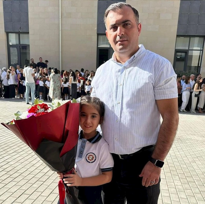 Jurnalist övladları da I sinfə getdilər — FOTOLAR