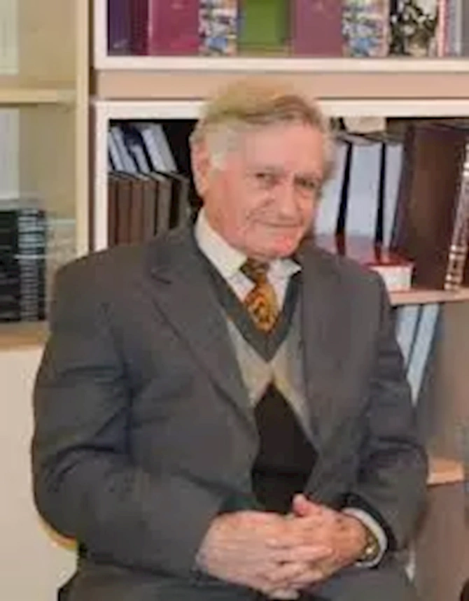 Tanınmış alim vəfat etdi — FOTO