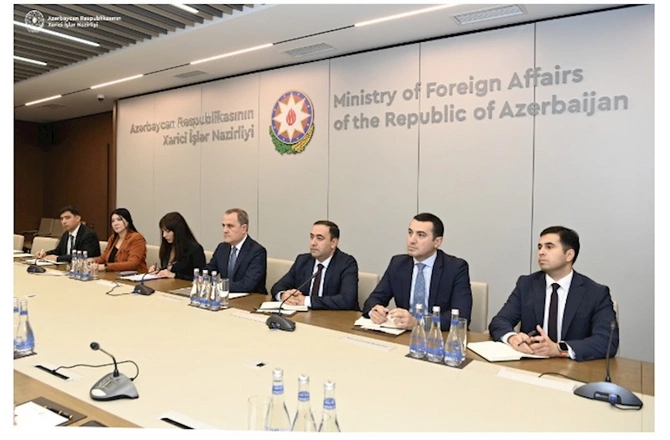 Ceyhun Bayramov ABŞ dövlət katibinin köməkçisinin müavini ilə görüşdü — FOTOLAR