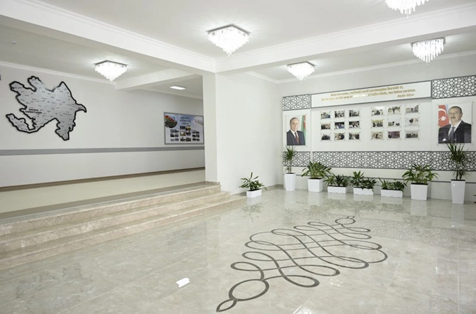 Leyla Əliyeva Biləsuvarda yeni inşa edilən məktəbdə olub — FOTOLAR