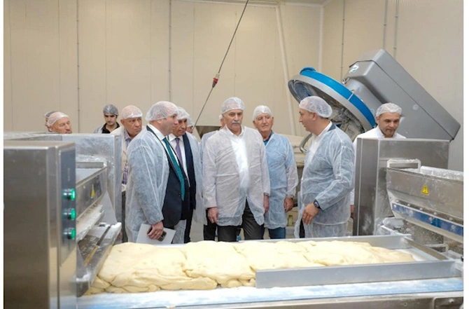 Nazim İmanovun rəhbərlik etdiyi iqtisadçılardan ibarət nümayəndə heyəti “Veysəloğlu”nu ziyarət edib — FOTOLAR