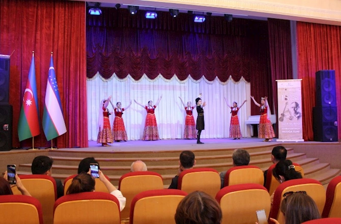 Özbəkistanda Azərbaycan Milli Musiqisi Günü qeyd edildi — FOTOLAR Özbəkistanda Azərbaycan Milli Musiqisi Günü qeyd edildi — FOTOLAR