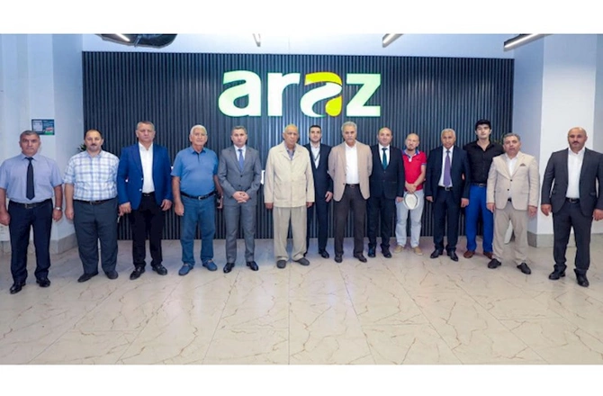 Nazim İmanovun rəhbərlik etdiyi iqtisadçılardan ibarət nümayəndə heyəti “Veysəloğlu”nu ziyarət edib — FOTOLAR