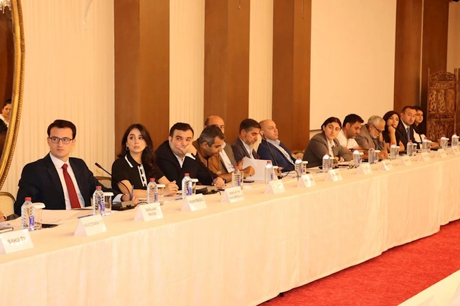 Yaşıl dünya naminə həmrəylik ili audiovizual mediada mövzusunda seminar keçirilmişdir — FOTOLAR