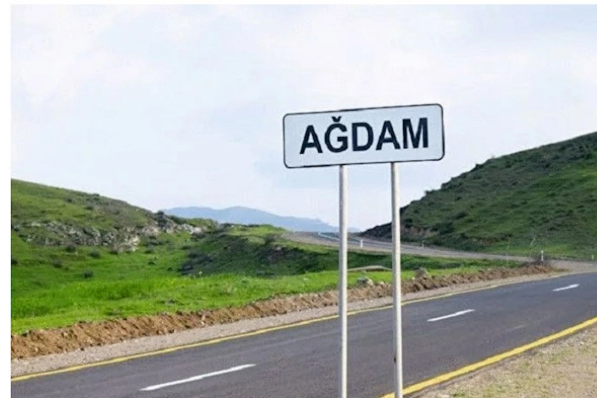 İlham Əliyev Ağdam-Əsgəran-Xocalı-Xankəndi avtomobil yolunda aparılan işlərlə tanış oldu