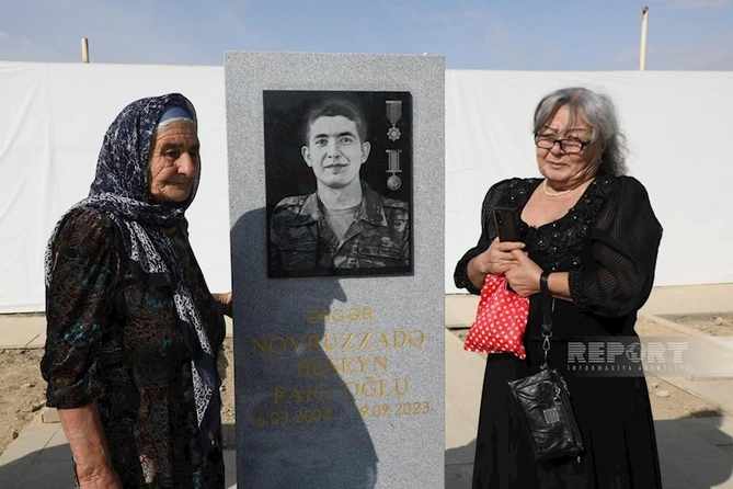 Antiterror əməliyyatlarında şəhid olan hərbçilərin məzarları ziyarət olunur — FOTOLAR