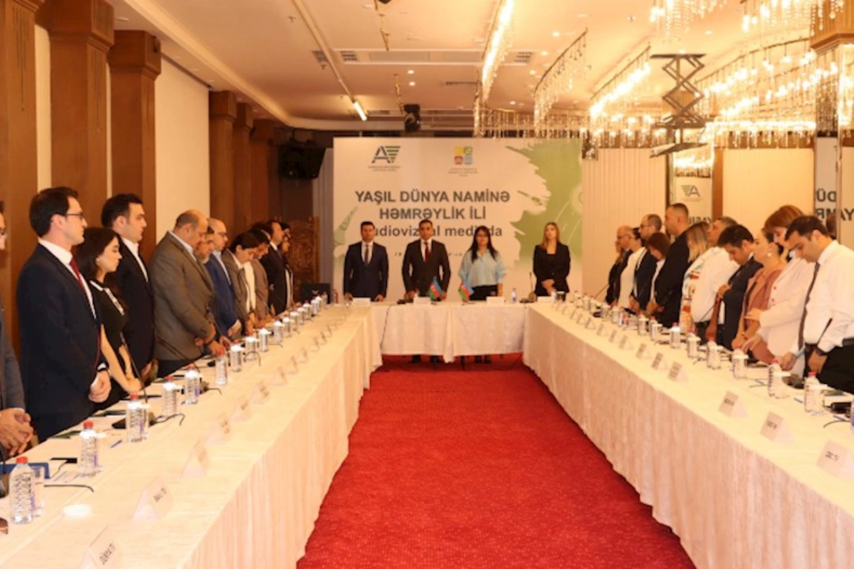 Yaşıl dünya naminə həmrəylik ili audiovizual mediada mövzusunda seminar keçirilmişdir — FOTOLAR