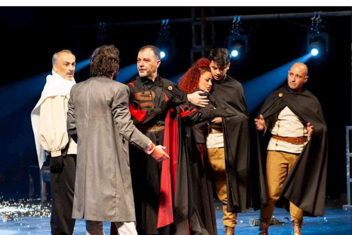 Teatr tariximizdə ilk: İblis və... tamaşasının premyerası Sankt-Peterburqda olacaq (FOTOLAR)