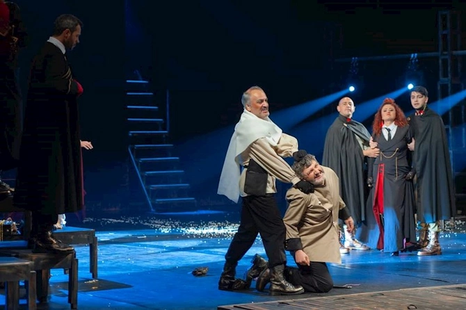 Teatr tariximizdə ilk: İblis və... tamaşasının premyerası Sankt-Peterburqda olacaq (FOTOLAR)