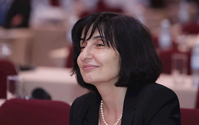 Dairəsinin lider xanımları... — İlk dəfə seçilirlər