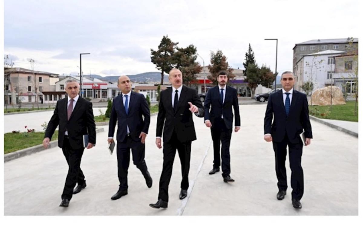 Qarabağ Universitetin açılışı oldu — Prezident müəllim və tələbələrlə görüşdü (YENİLƏNDİ)