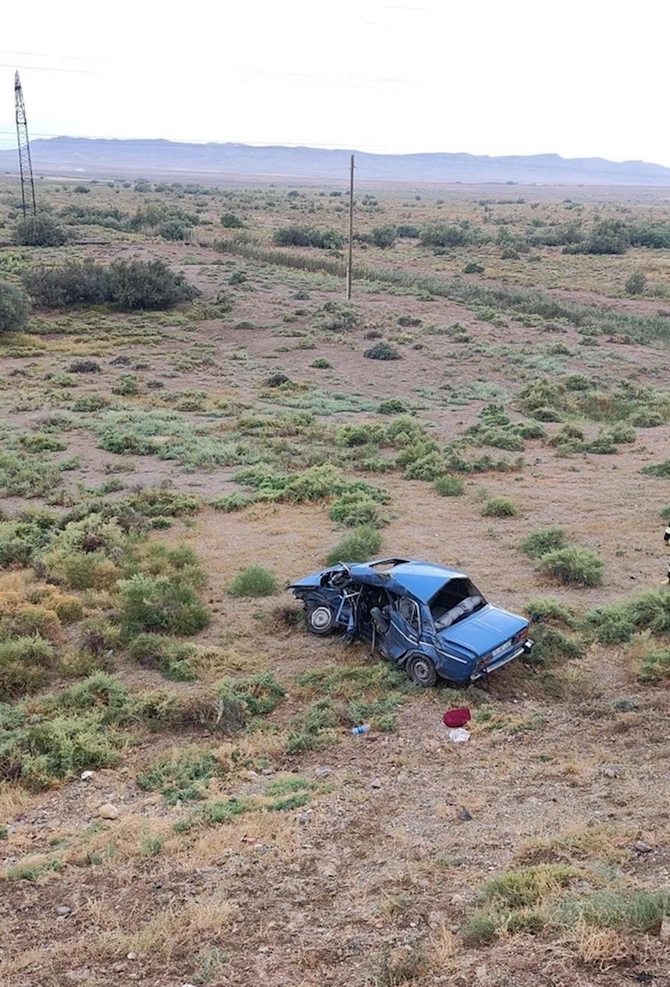 Gəlin maşını qəzaya uğradı: Bəy ağır xəsarət alıb, ölən var — FOTO
