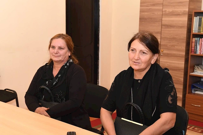 Dövlət Komitəsinin sədri Goranboyda vətəndaşları qəbul edib — FOTOLAR Dövlət Komitəsinin sədri Goranboyda vətəndaşları qəbul edib — FOTOLAR