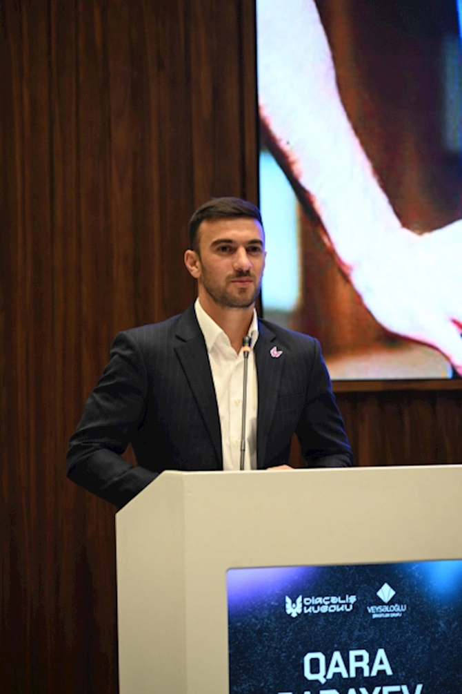 “Veysəloğlu”nun baş sponsor olduğu “Dirçəliş Kuboku” start götürüb — FOTOLAR “Veysəloğlu”nun baş sponsor olduğu “Dirçəliş Kuboku” start götürüb — FOTOLAR