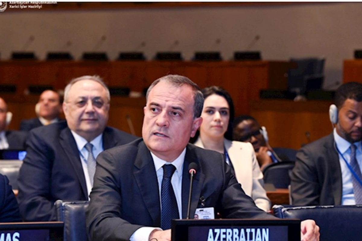 Bayramov BMT Baş Assambleyasının iclasında — FOTOLAR