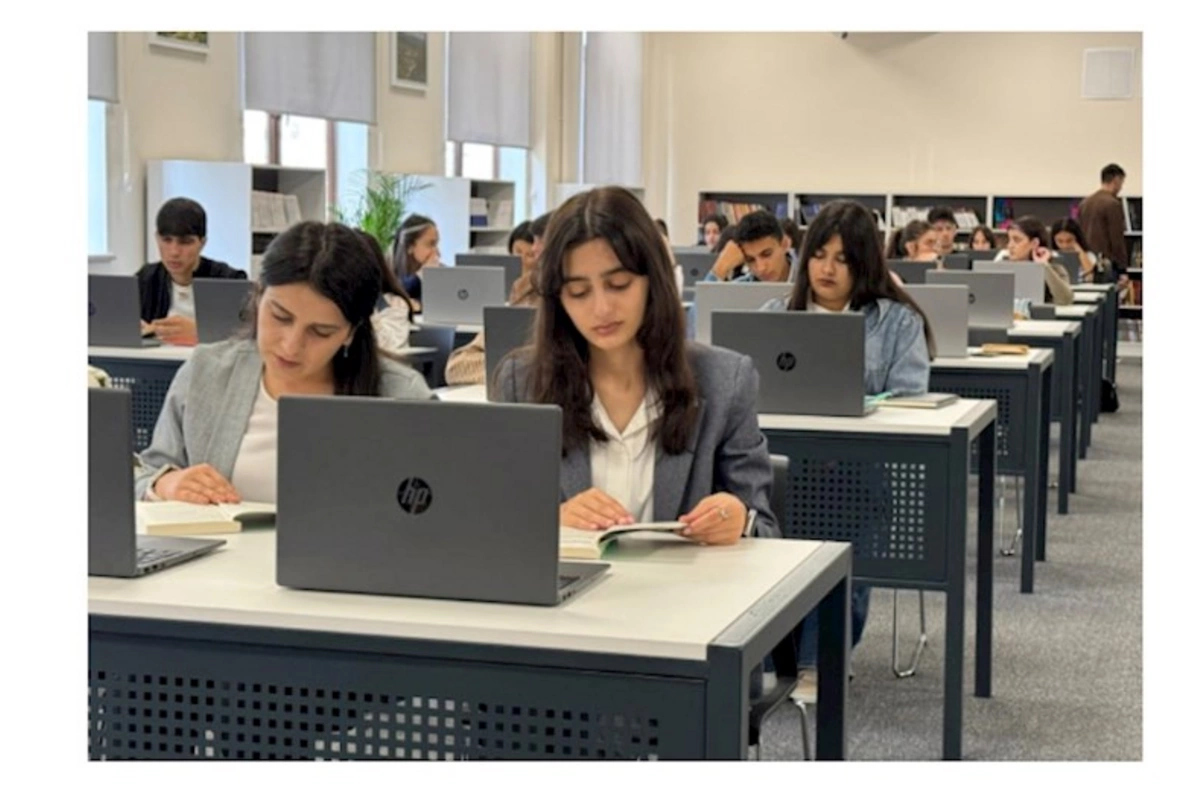 Qarabağ Universitetində ilk dərs günü — FOTOLAR