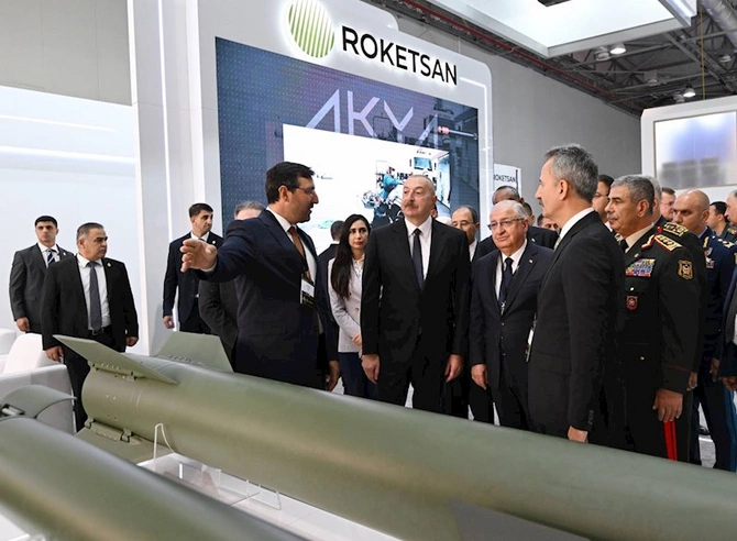 İlham Əliyev V “ADEX-2024” və “Securex Caspian” sərgiləri ilə tanış olub — FOTOLAR İlham Əliyev V “ADEX-2024” və “Securex Caspian” sərgiləri ilə tanış olub — FOTOLAR