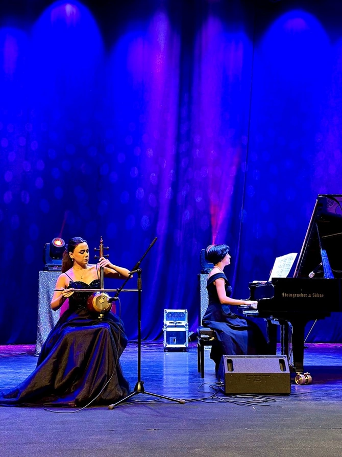 Gəncə Dövlət Filarmoniyasında “Ruhun qidası” adlı konsert — FOTOLAR Gəncə Dövlət Filarmoniyasında “Ruhun qidası” adlı konsert — FOTOLAR