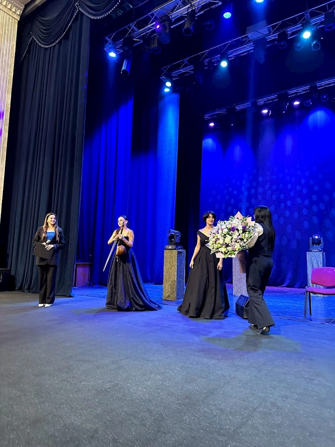 Gəncə Dövlət Filarmoniyasında “Ruhun qidası” adlı konsert — FOTOLAR Gəncə Dövlət Filarmoniyasında “Ruhun qidası” adlı konsert — FOTOLAR