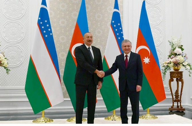 Azərbaycan-Özbəkistan Media Forumu: münasibətlərin səviyyəsinin yüksəldilməsi üçün intellektual platforma — ŞƏRH Azərbaycan-Özbəkistan Media Forumu: münasibətlərin səviyyəsinin yüksəldilməsi üçün intellektual platforma — ŞƏRH