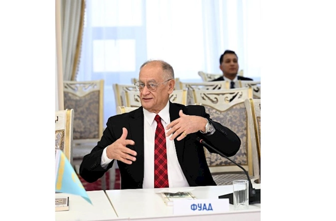 Qazax dilinə tərcümə edilmiş “Zərifə və Heydər Əliyevlər. Əbədiyaşar məhəbbət” kitabı təqdim olundu — FOTOLAR
