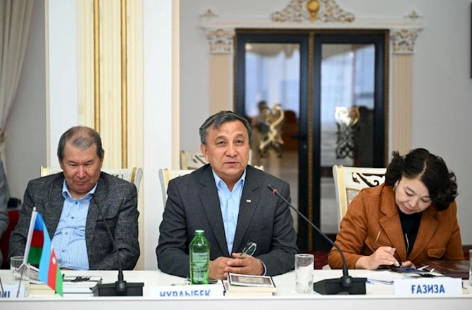 Qazax dilinə tərcümə edilmiş “Zərifə və Heydər Əliyevlər. Əbədiyaşar məhəbbət” kitabı təqdim olundu — FOTOLAR