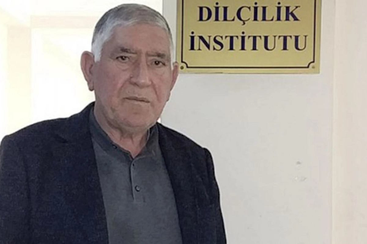 Əməkdar müəllim qəzada öldü