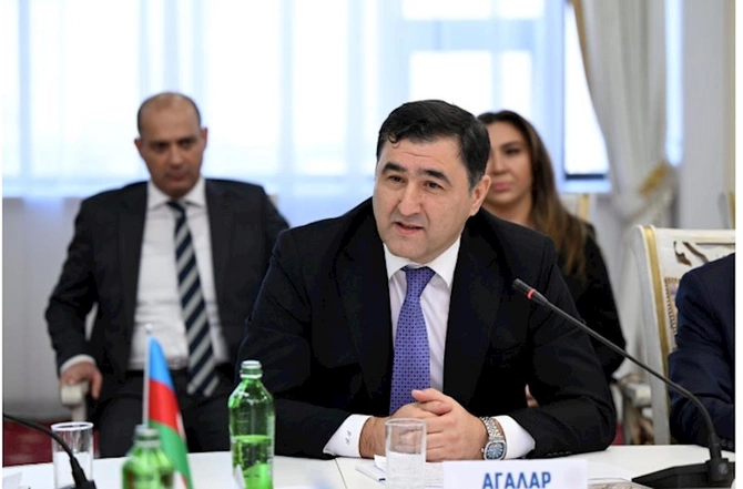 Qazax dilinə tərcümə edilmiş “Zərifə və Heydər Əliyevlər. Əbədiyaşar məhəbbət” kitabı təqdim olundu — FOTOLAR
