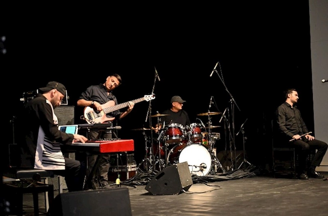 Qazaxıstanda Azərbaycan Mədəniyyəti Günlərinin ilk konserti keçirilib — FOTOLAR Qazaxıstanda Azərbaycan Mədəniyyəti Günlərinin ilk konserti keçirilib — FOTOLAR