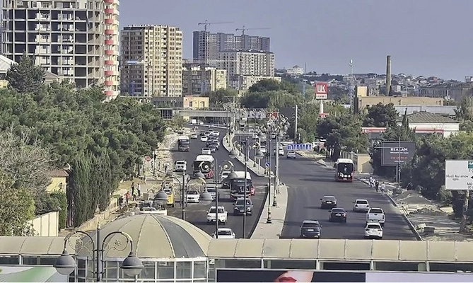 8 Noyabr prospektindəki məhdudiyyət aradan qaldırıldı — FOTOLAR