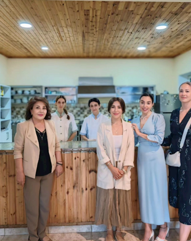 Leyla Əliyeva qadın və uşaq sığınacağını ziyarət edib — FOTOLAR