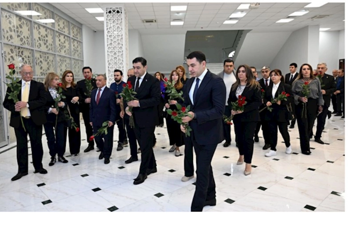 Azərbaycanın mədəniyyət xadimləri Astanada şəhidlərimizin xatirəsini yad ediblər — FOTOLAR