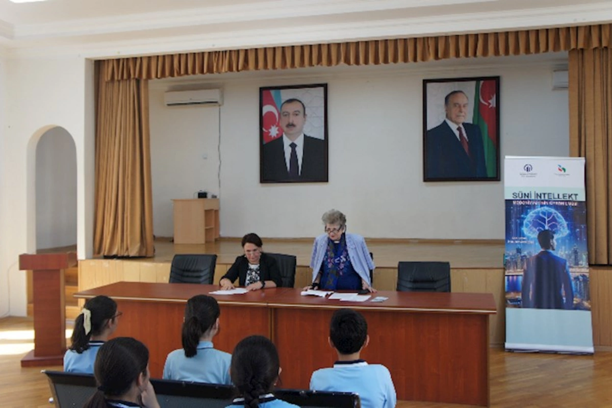Orta məktəbdə süni intellekt mədəniyyəti təbliğ olundu
