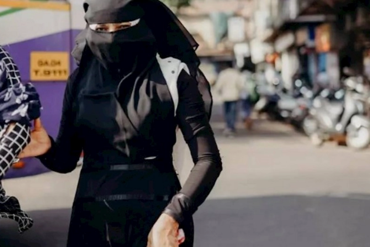 Qazaxıstanın baş müftisi: “Şəriət niqabı vacib buyurmur”