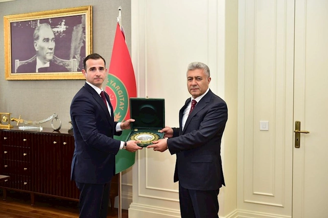 Ərdoğan Azərbaycan nümayəndə heyətini qəbul etdi — FOTOLAR Ərdoğan Azərbaycan nümayəndə heyətini qəbul etdi — FOTOLAR