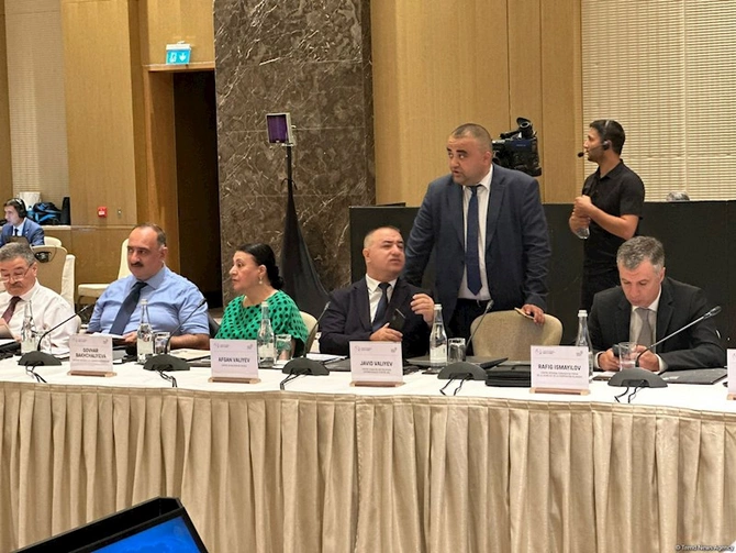 Bakıda Fransanın işğalı altında olan Mayot adasına həsr olunmuş beynəlxalq konfransda yekun bəyanat qəbul edildi — FOTOLAR