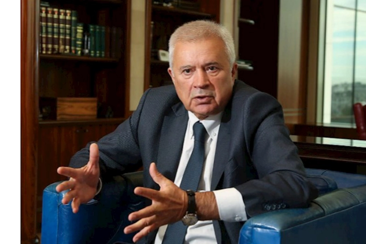 Vahid Ələkbərov bir gündə 314 milyon dollar qazandı