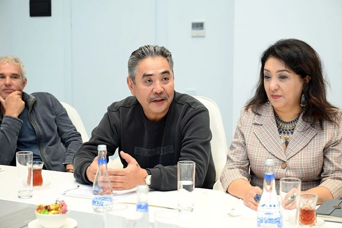 Bir sıra ölkələrin rəssamları ittifaqlarının təmsilçiləri ilə görüş olub — FOTOLAR