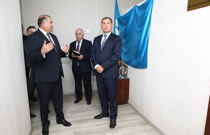 AHİK sədri Sahib Məmmədov qurumun tabe təşkilatlarında olub, mövcud vəziyyətlə maraqlanıb — FOTOLAR AHİK sədri Sahib Məmmədov qurumun tabe təşkilatlarında olub, mövcud vəziyyətlə maraqlanıb — FOTOLAR